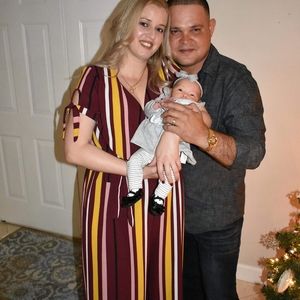 Meet your Posher, Enis